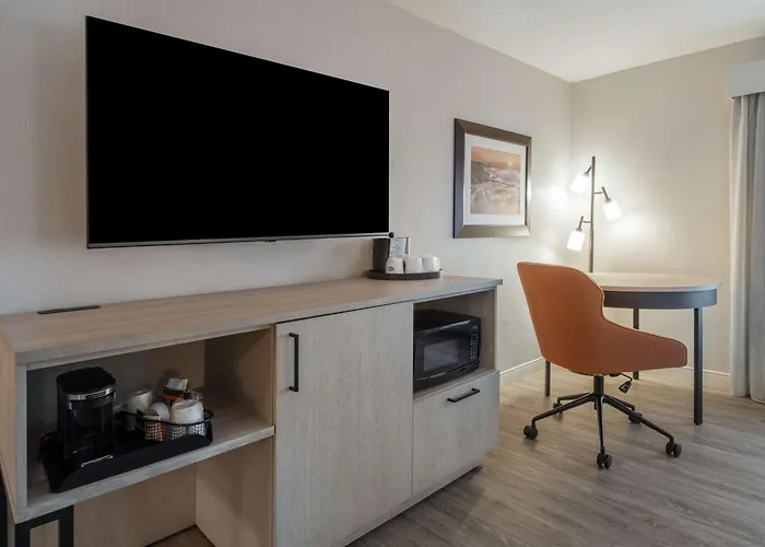 Hampton Inn & Suites By Hilton Moncton